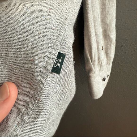 Rodd & Gunn Soft Flannel Light Gray Button Down Size 2XL - Picture 6 of 6